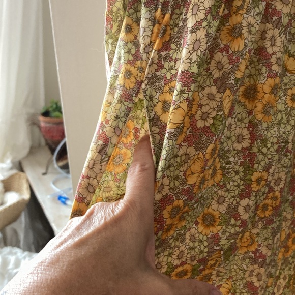 Meadows Dress - Picture 5 of 7